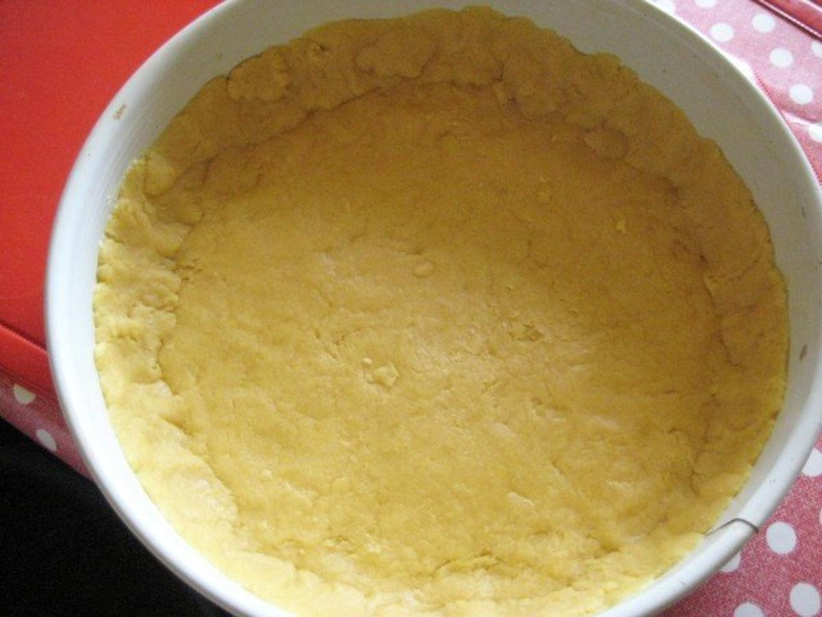 Rhabarberkuchen mit Vanillepudding und Baiser - Rezept - Bild Nr. 9